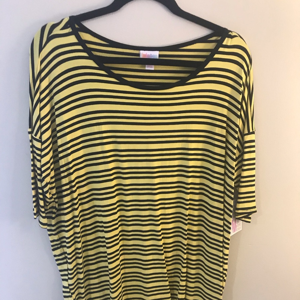 Brand new LuLaRoe Irma shirt